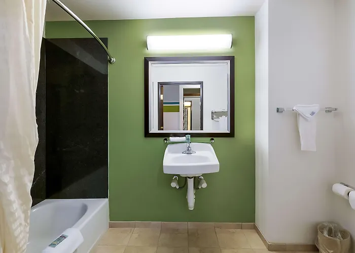 Hotel Western & 3*